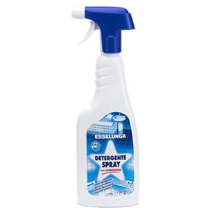Detergente spray con candeggina
